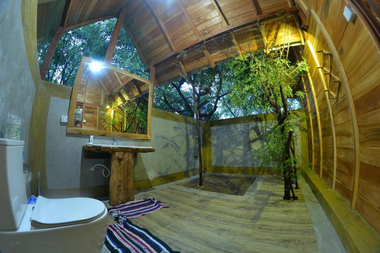 Habarana Tree House Mutu Village Екстер'єр фото